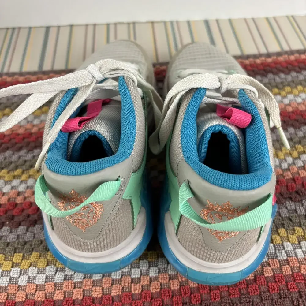 Nike Shoes Youth Size 5Y Gray Mint LeBron Witness 6 GS Basketball DQ5600-003